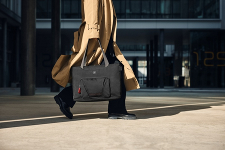 Torba na laptop WENGER Motion Deluxe Tote, 15,6", 180x460x310mm, czarna